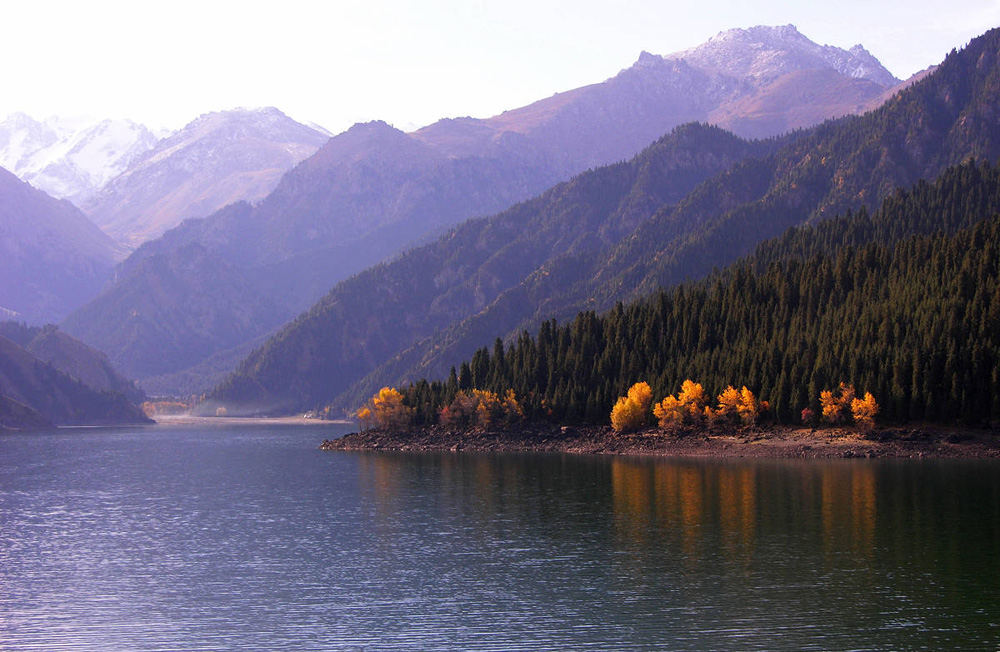 新疆天池国家地质公园